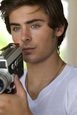 Zac Efron pic #587447
