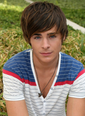 Zac Efron pic #197088