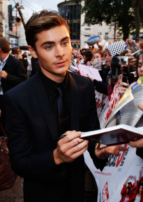 Zac Efron pic #138312