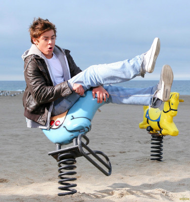 Zac Efron pic #221644