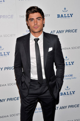 Zac Efron pic #698356