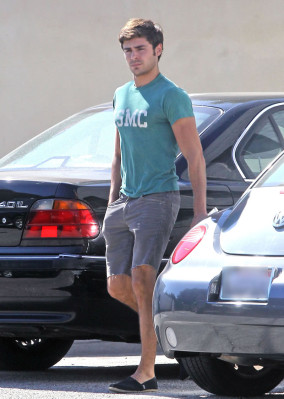 Zac Efron pic #659633