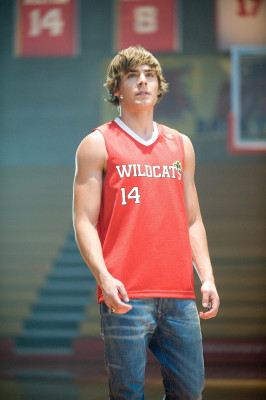 Zac Efron pic #576001