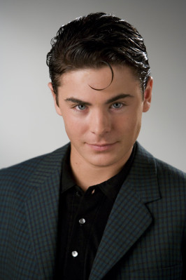Zac Efron pic #577239