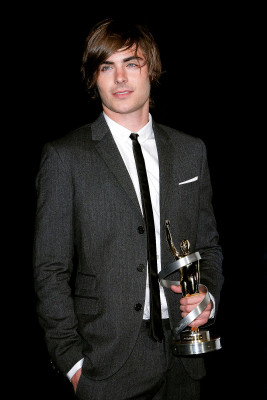 Zac Efron pic #148520