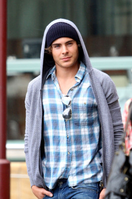 Zac Efron pic #140557