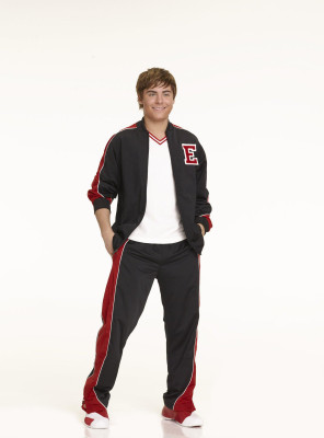 Zac Efron pic #241580
