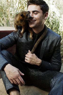 Zac Efron pic #560053