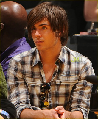 Zac Efron pic #147040