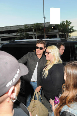 Zac Efron pic #709727