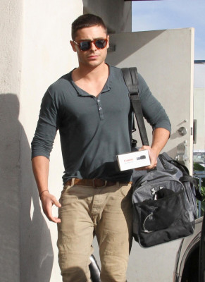 Zac Efron pic #338823