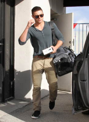 Zac Efron pic #338822