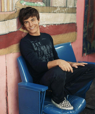 Zac Efron pic #588853