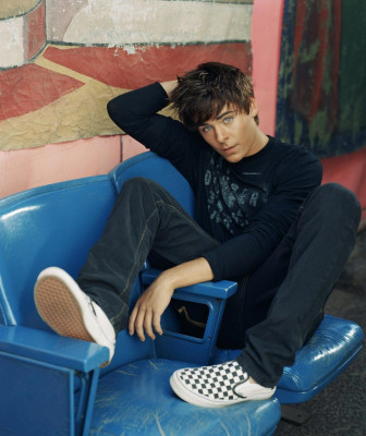 Zac Efron pic #588858