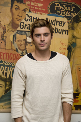 Zac Efron pic #470495
