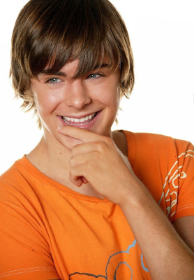 Zac Efron pic #581286