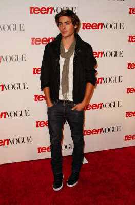 Zac Efron pic #109867