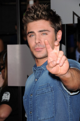 Zac Efron pic #721687