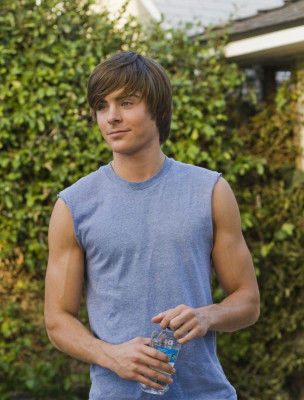 Zac Efron pic #134633