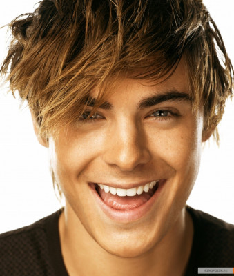 Zac Efron pic #131642