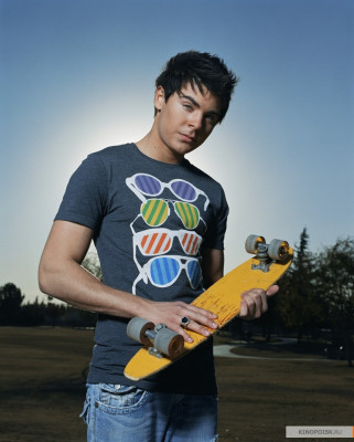 Zac Efron pic #131640