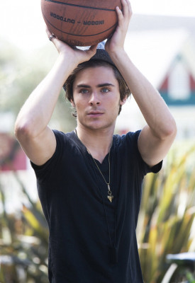 Zac Efron pic #221616