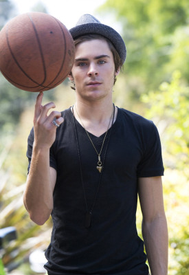 Zac Efron pic #221615