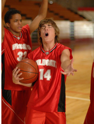Zac Efron pic #571562