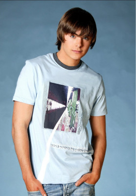 Zac Efron pic #581284