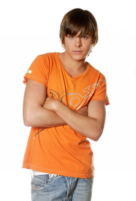 Zac Efron pic #581282