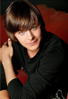 Zac Efron pic #581280