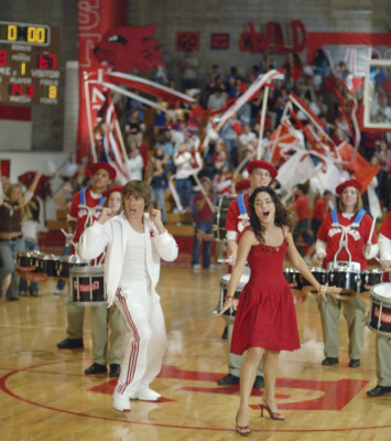 Zac Efron pic #571564