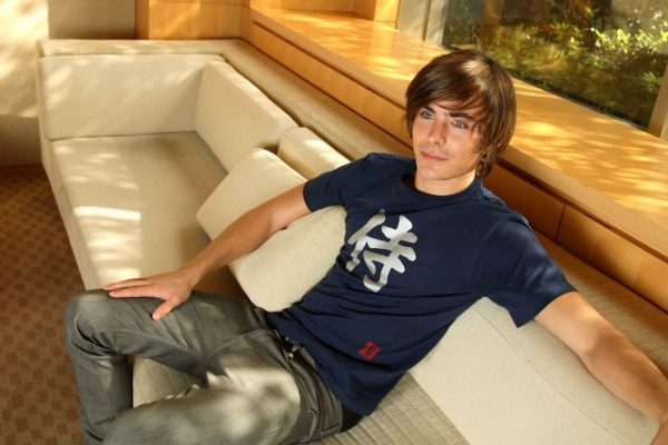 Zac Efron pic #165963