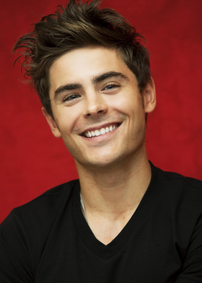 Zac Efron pic #674542