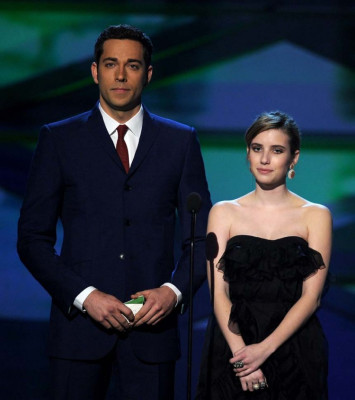Zachary Levi pic #338007