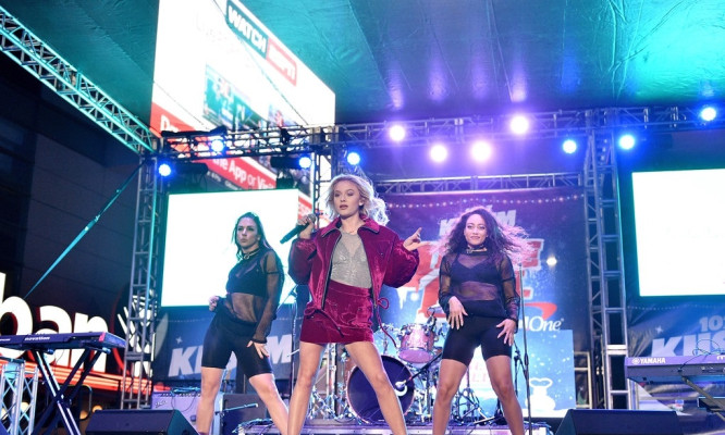 Zara Larsson at 102.7 KIIS FM\&#039;S JINGLE BALL