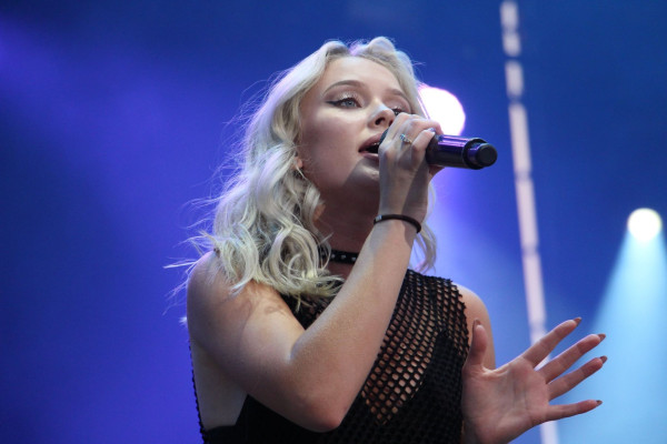 Zara Larsson pic #969263