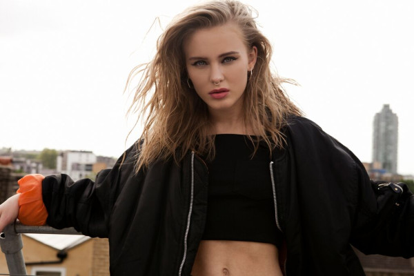 Zara Larsson pic #928894