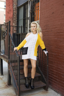 Zara Larsson pic #980211