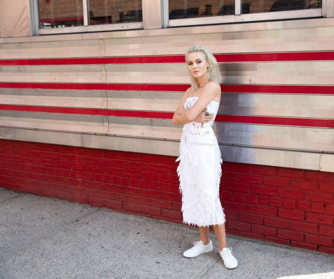 Zara Larsson pic #980210