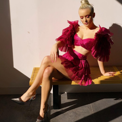 Zara Larsson – Social Media Pics 2018