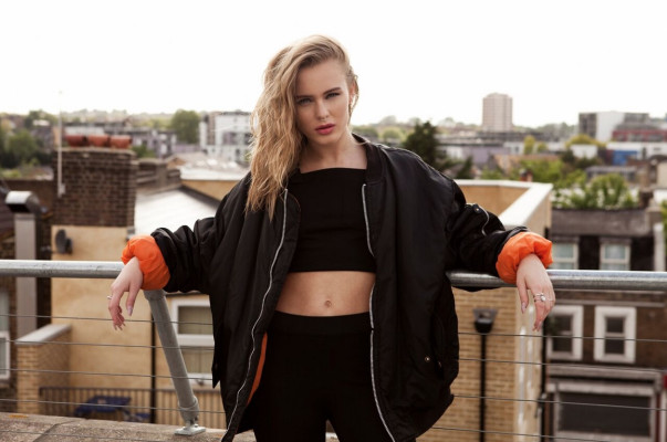 Zara Larsson pic #956217