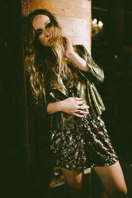 Zella Day pic #810231