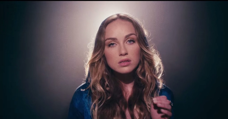Zella Day pic #816165