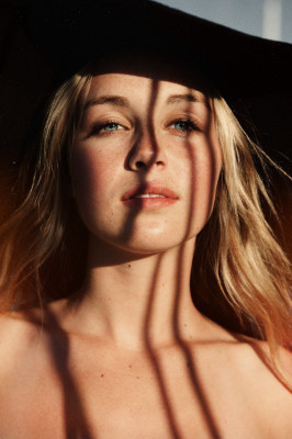 Zella Day pic #812579