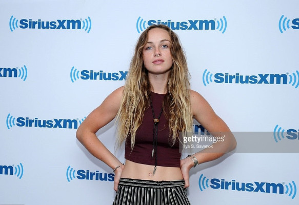 Zella Day pic #811787