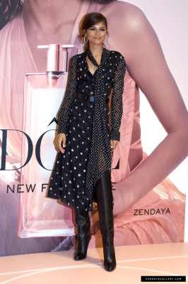 Zendaya - Lancome x Zendaya Launch Of The New Idole Fragrance in NY 09/04/2019