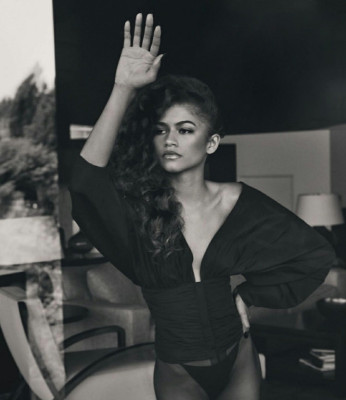Zendaya by Craig McDean for Vogue UK (October 2021)