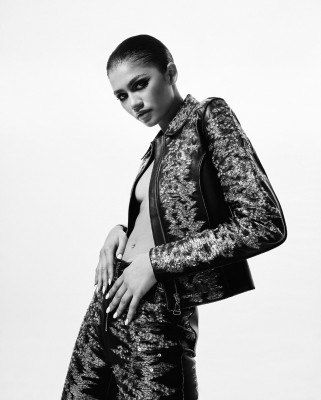 Zendaya by AB+DM for Essence || Nov/Dec 2020