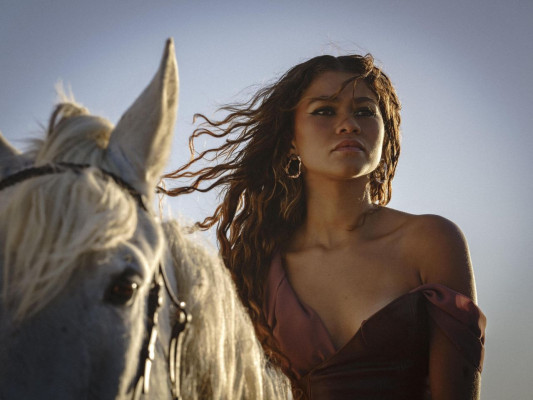 Zendaya -  behind the scenes for Lancôme’s ‘Idôle Now’ campaign